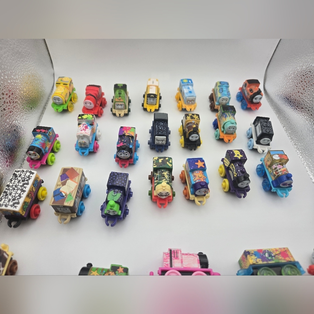 Colorful Miniature Train Toy Set - Picture 4 of 5